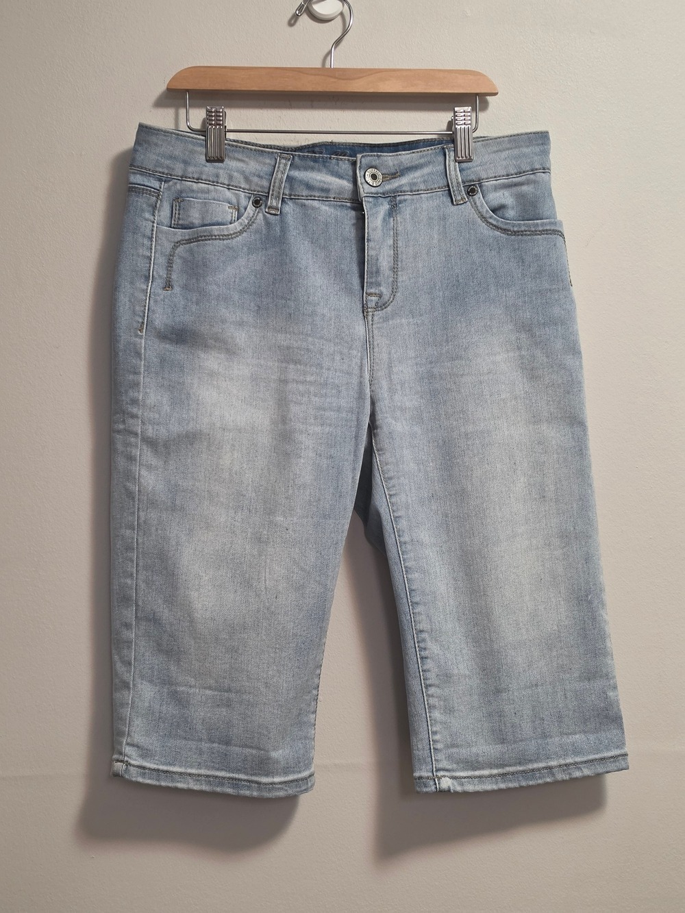 Buffalo David Bitton Samuella Mid Rise Light Blue Denim Bermuda Shorts